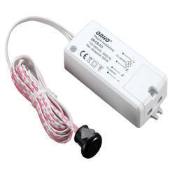 ORNO Włącznik bezdotykowy, dwubiegowy 5A 500VA IP20 (współpracuje z LED) OR-CR-213